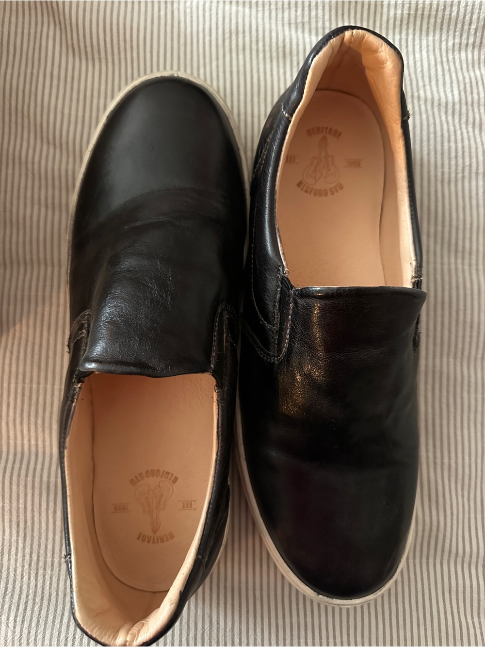 Bed Stu Women’s Black Leather Slip-On Flats - Picture 4 of 5